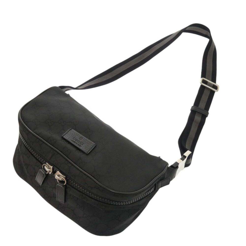 GUCCI Black Fanny Pack - Picture 2 of 6
